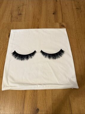 SHEIN White Pillow Cover with Black Eyelash Print